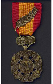 Republic of Vietnam Gallantry Cross Medal w/ Palm - Super thin ribbons